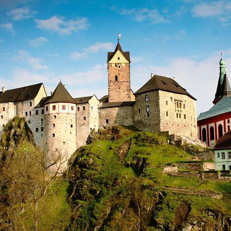 Penzion Ve Skale Loket Exterior foto