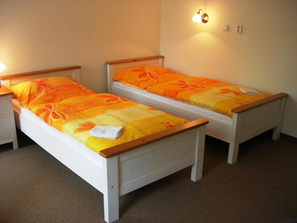 Penzion Ve Skale Loket Quarto foto