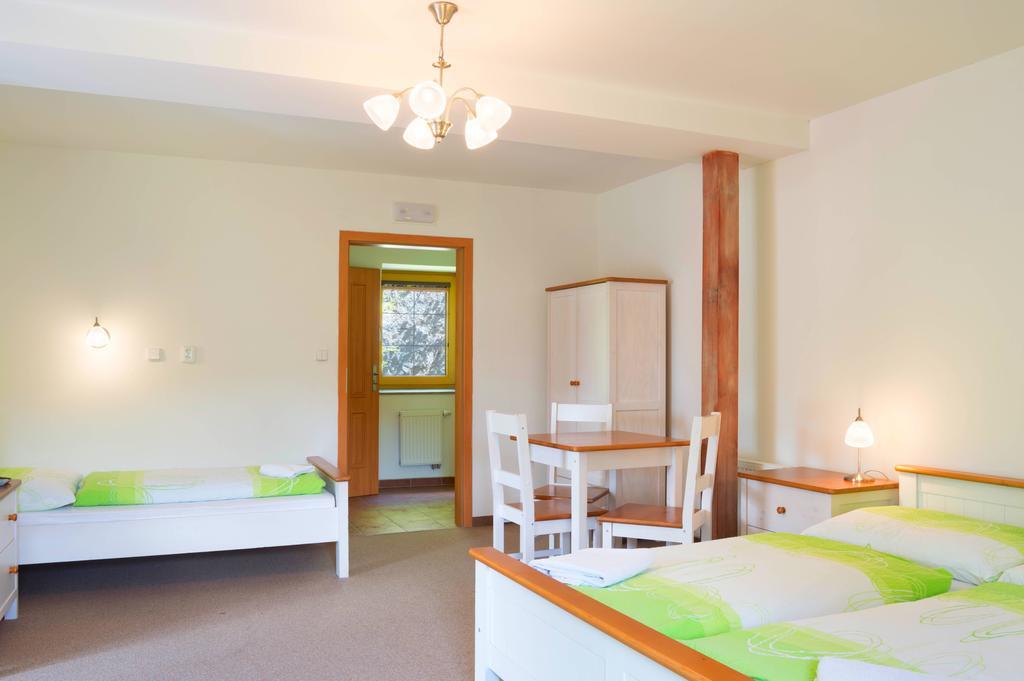 Penzion Ve Skale Loket Exterior foto